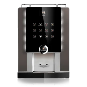 Moderner Kaffeevollautomat mit Touchscreen-Bedienung